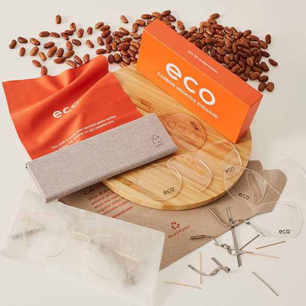 Materiály a obaly ECO Eyewear – ricinová semena, recyklovaný kov, papír a pouzdro